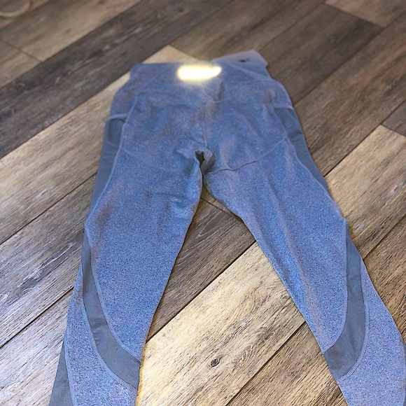 Gym Leggings - Picture 2 of 6